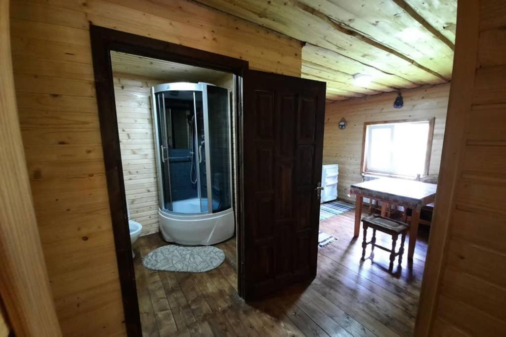 Сімейний номер 1 Садиба У Ані Синевирская Поляна Экстерьер фото